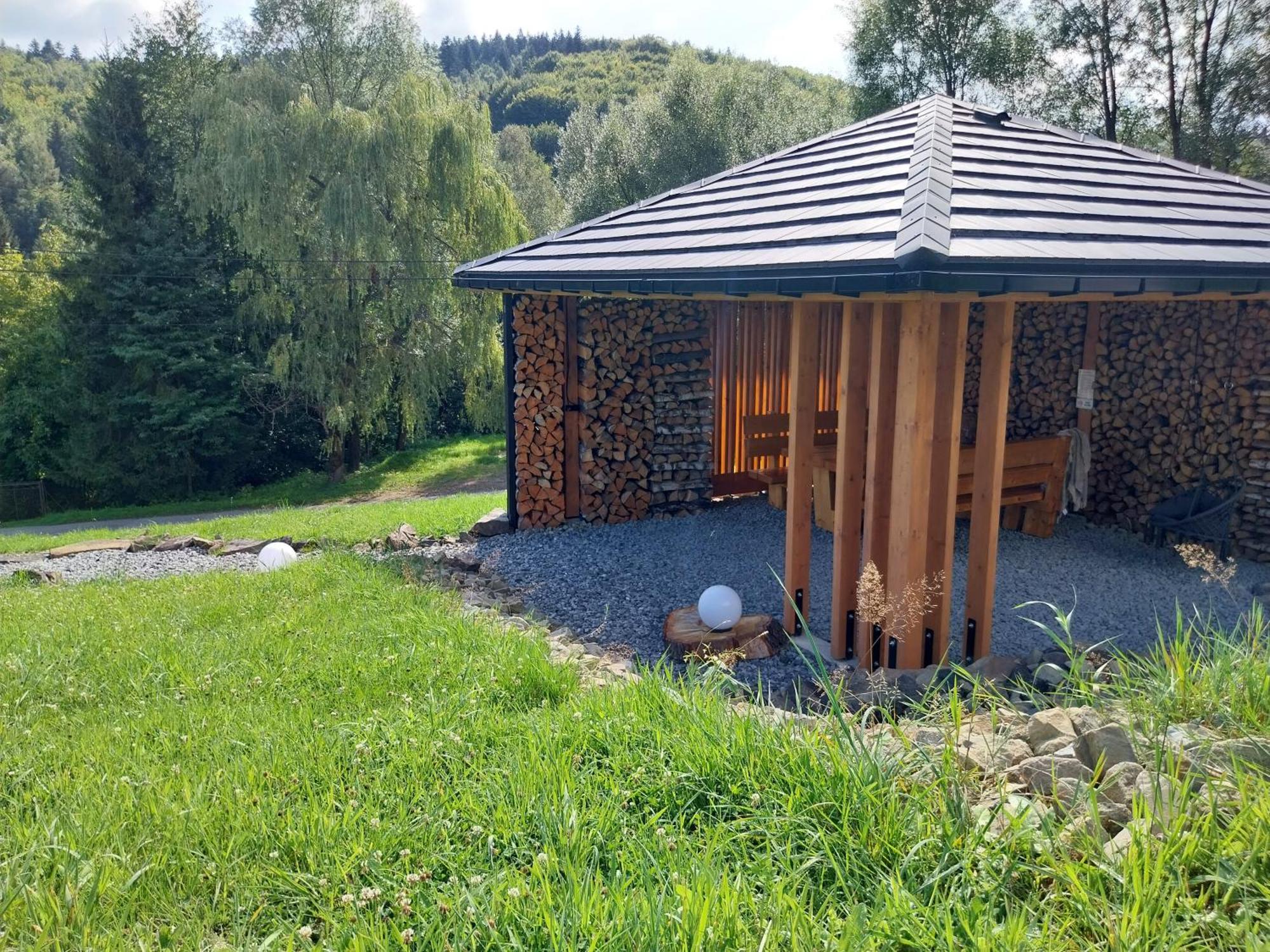 Projekt Swit - Domki Z Prywatna Jacuzzi I Sauna Żywiec Kültér fotó